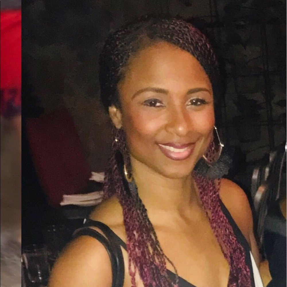 Meet your Posher, Kenisha
